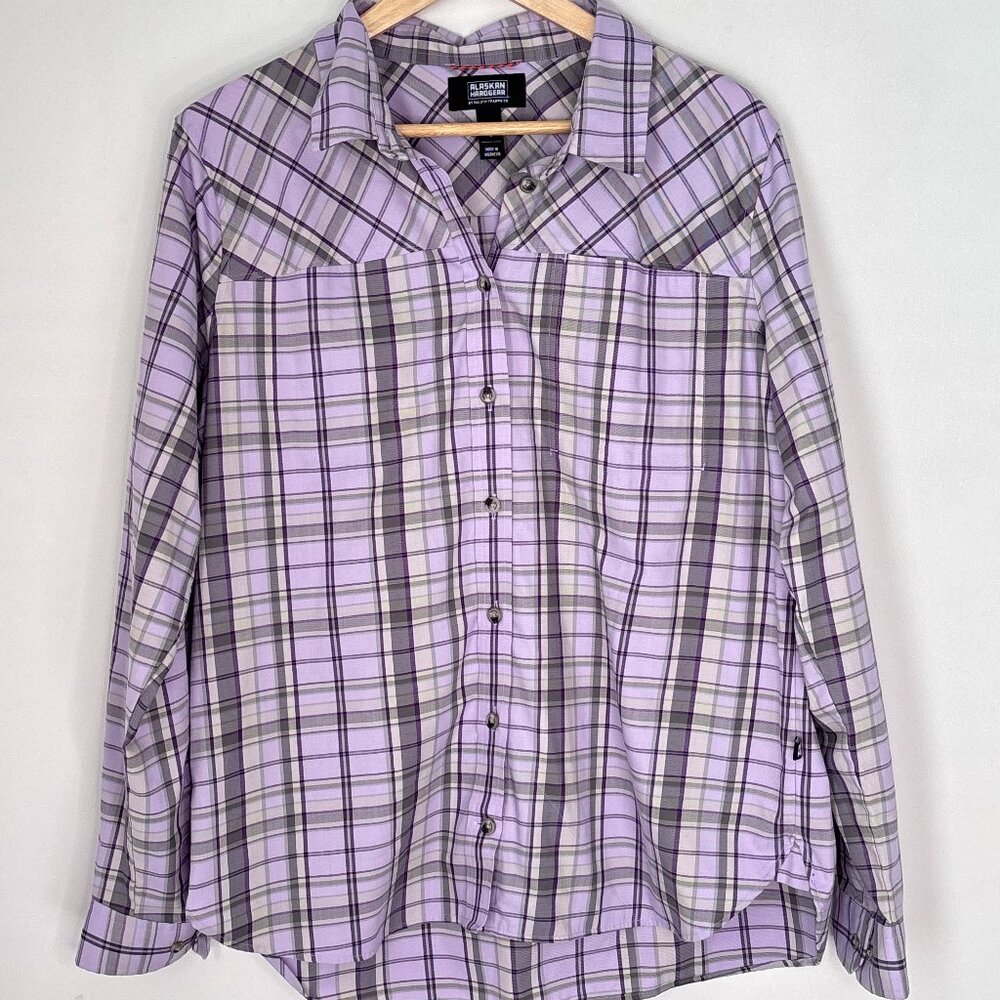 Duluth Trading Alaskan Hardgear Shirt Women Large Button Front Plaid Purple b127